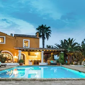  Villa Victoria