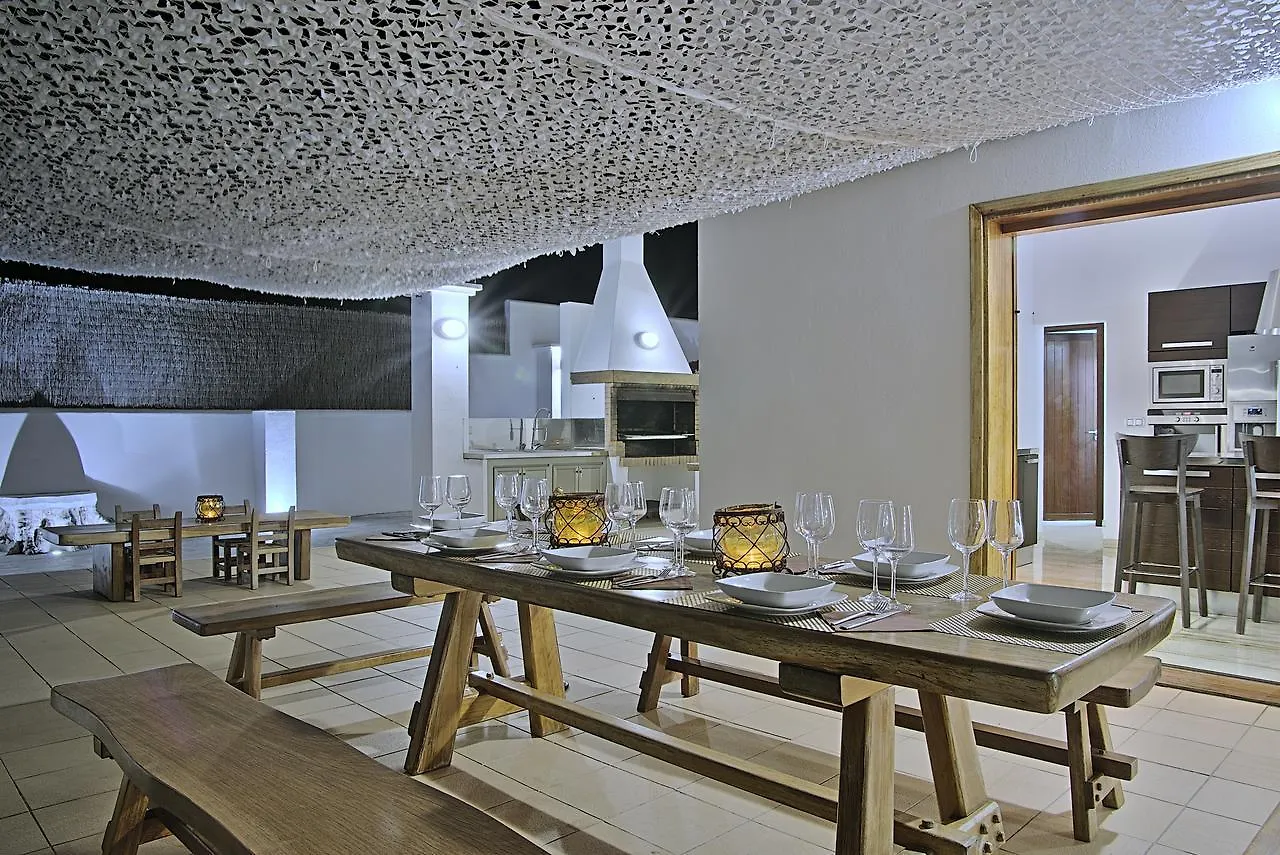 Cheis Ibiza Hotel Santa Eularia des Riu 0*,